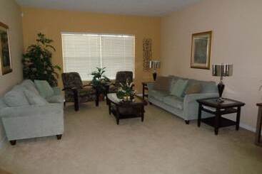 آپارتمانهای توریستها R1 Westhaven 5 Bed / 3 Bath