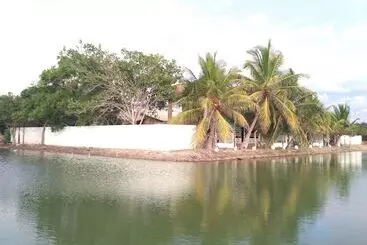 ホテル Karadiya Reach