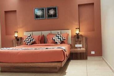 Mango Hotels Select Dwarka