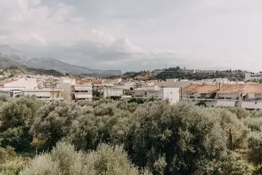 آپارتمان‌های توریست‌ها Best House, Nirvana Ii, Patra