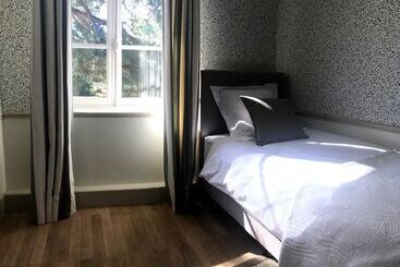 بنسيون Colivault