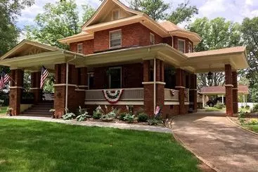 Sweet Tea Bed & Breakfast