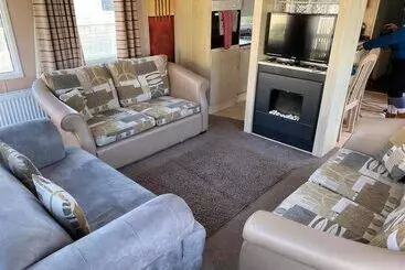 Landhus 8 Berth Caravan At Manor Park Hunstanton Free Wifi