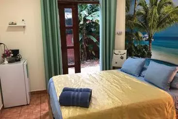 ユースホステル Toucan House