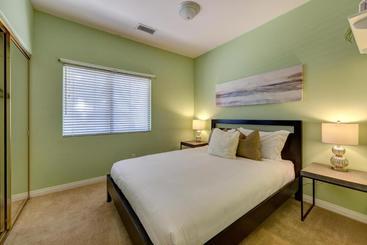 بيت ريفى Acropolis  Lilac