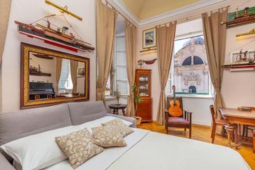 آپارتمان‌های توریست‌ها Apartment Colombo