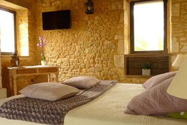 צימר Aux Fontaines D Eyvigues