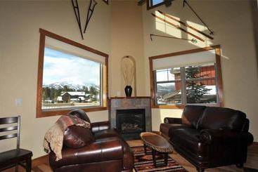 房子  120 Rachel Lane