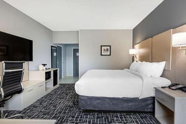 هتل Comfort Inn Hyannis Cape Cod