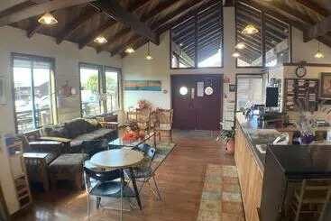 Hotelli Harbor Lite Lodge