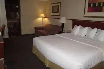 هتل Ramada By Wyndham Alpena