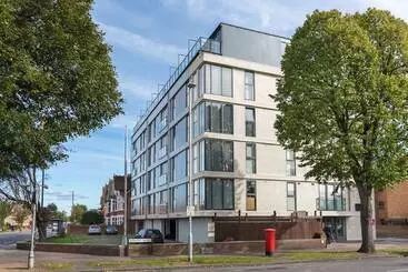 Modern Bedford Blues Apartment