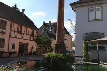 דירות לתיירים Aux 6 Hirondelles