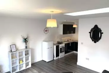 ツーリストアパートメント Grand Central Budget Modern Apartments