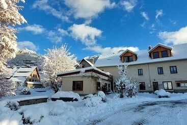 Ostello Auberge Le Vieux Chaillol & Spa