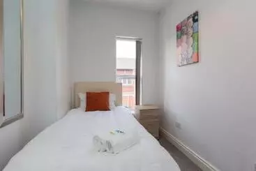 Townhouse @ Electricity Street Crewe