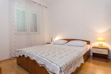 관광객 아파트 Apartment Ervin