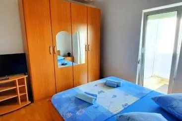 Turistihuoneistot Apartment Miroslav