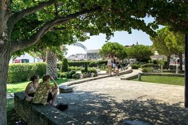 آپارتمان‌های توریست‌ها Apartment Roje