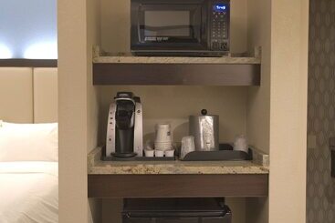 فندق Holiday Inn Express Anderson I 85 Exit 27 Highway 81, An Ihg