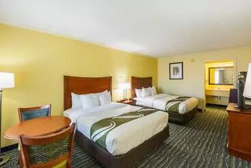 هتل Quality Inn & Suites Florence Civic Center