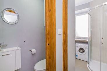 דירות לתיירים Apartment Dox