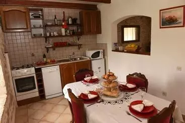 ツーリストアパートメント Dalmatian Traditional Apartment