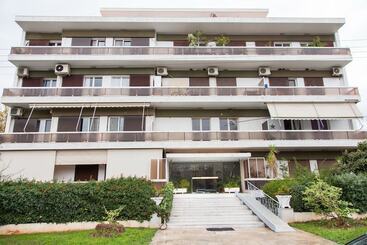 آپارتمانهای توریستها Glyfada Square Modern And Cozy Apartment