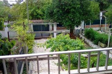 Appartamenti turistici House With 2 Bedrooms In Charneca De Caparica, With Private Pool, Enclosed Garden And Wifi 4 Km Fro