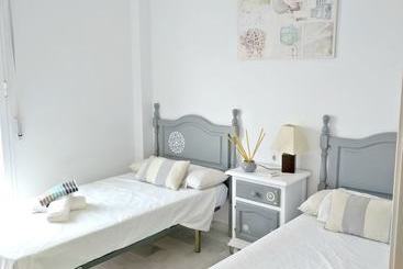 アパートメント Sky Sea Holidays Puerto Banús