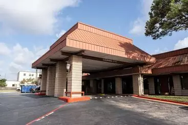 Greentree Hotel & Extended Stay I 10 Fwy Houston, Channelview, Baytown