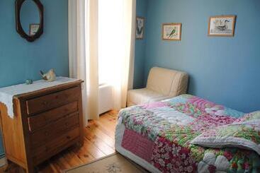 Pensjonat Chambres Chez Mounie