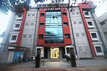 Hotel Artland By Oyo Rooms