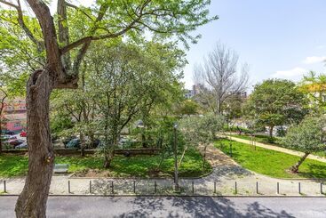 آپارتمان‌های توریست‌ها Sunny, Bright And Quiet Apartment, By Timecooler