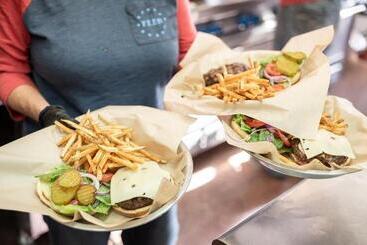 فندق Arrowhead Mountain Lodge