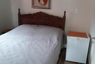 Albergue Pousada Lírio Do Campo