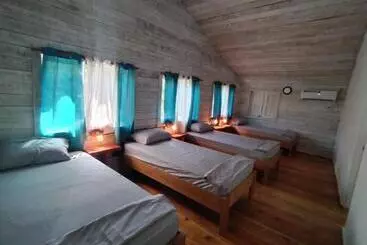 هتل Tierra Verde Bed And Breakfast