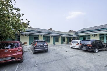 Otel Oyo 1750 Lourdes