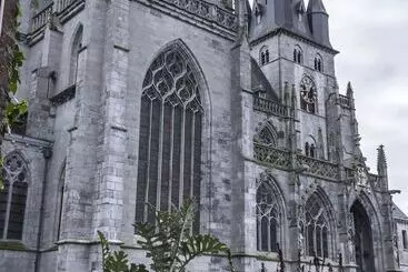 Aamiaismajoitus (B&B) Confluences