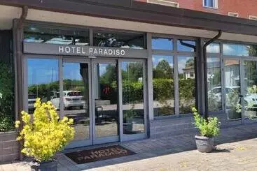 Hotelli Paradiso