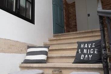 هتل آپارتمان Köte Haus