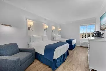 هتل Bayfront Inn 5th Avenue