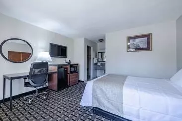 هتل Travelodge By Wyndham Jackson I 40 Exit 82