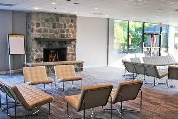 אתר נופש Lodge Geneva National