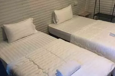 Hotel Inboxhome Resort