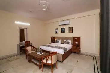 Hotel Vizima Crossroard 45