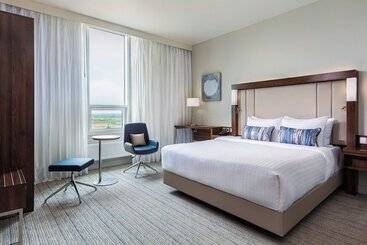 هتل Courtyard By Marriott Reykjavik Keflavik Airport