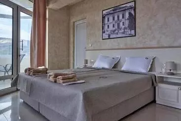 ペンション Kings View