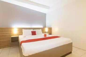Reddoorz At V Plaza Hotel Manila