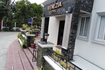 Venezia Suites Hotel Iloilo